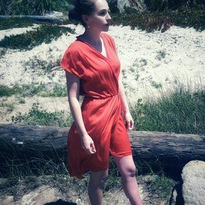 DVF DIANE VON FURSTENBERG coral silk dress